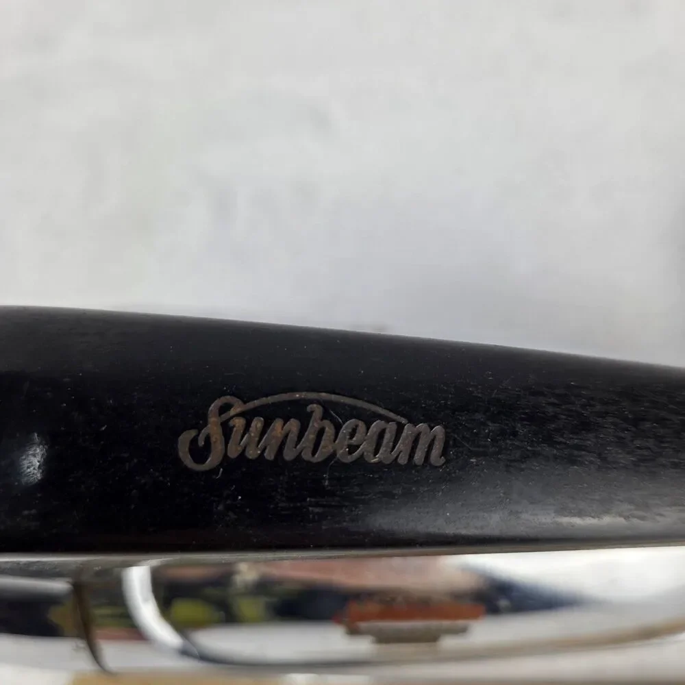 Vintage Sunbeam Mixmaster Junior Model JC Hand Mixer No Beaters Tested Works MCM